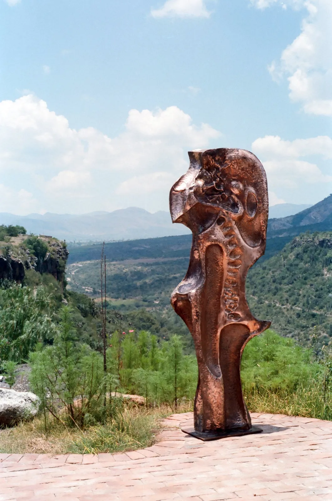 Bronce de Byron Gálvez, BG-102