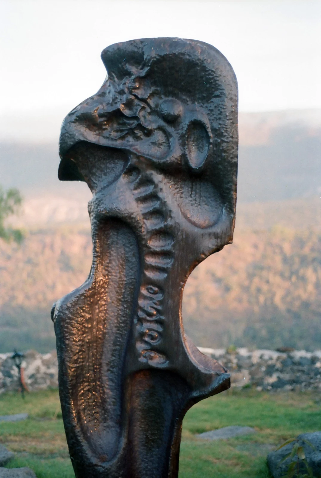 Bronce de Byron Gálvez, BG-104